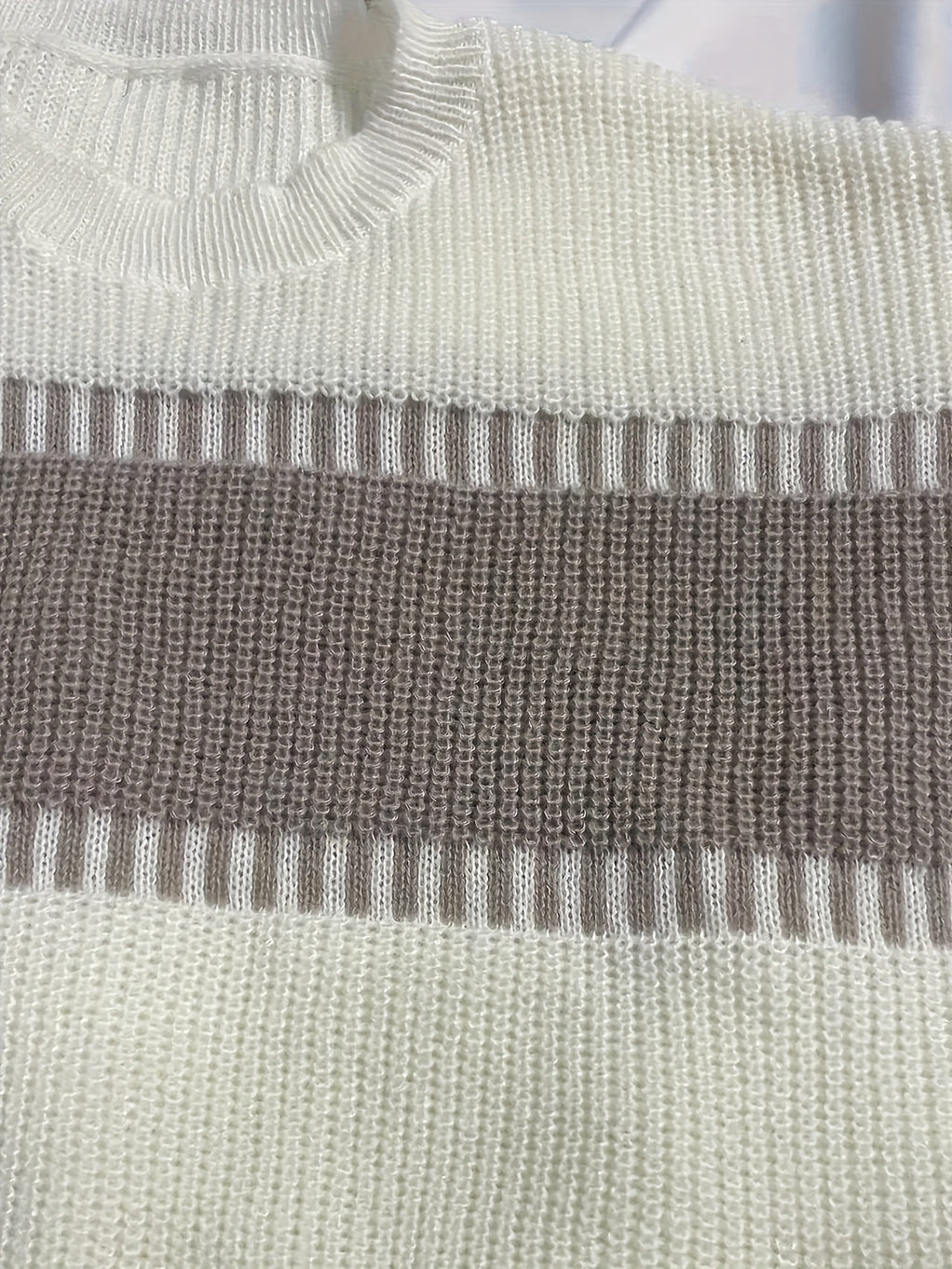 Women'S Sweater - Long Sleeve Round Neck Pullover Sweater with /Brown/ Horizontal Stripes, Drop Shoulder Design for Fall/Winter Layering