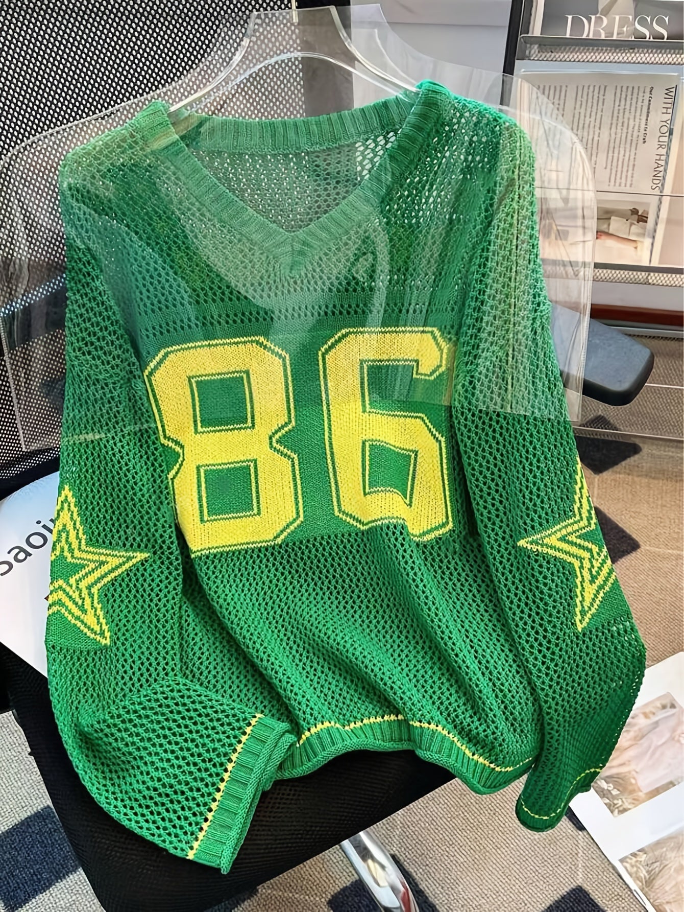 2025 New American Retro Style Solid Color V-neck Sweater | Star Print, Loose-Fit, Sun-Protective Pullover